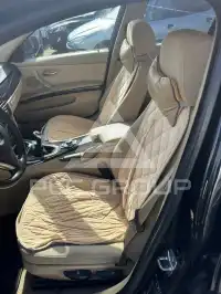 2009 BMW 330