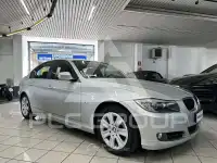 2009 BMW 330