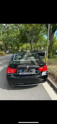 2009 BMW 330
