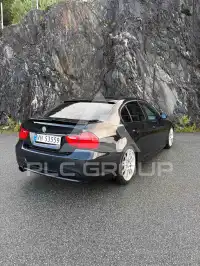 2009 BMW 330