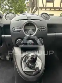 2009 Mazda 2