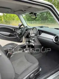 2009 Mini COOPER