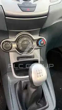 2009 Ford FIESTA
