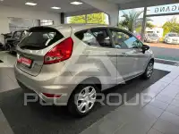 2009 Ford FIESTA