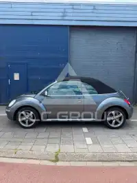 2009 Volkswagen BEETLE