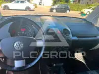 2009 Volkswagen BEETLE