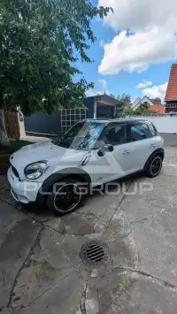 2010 Mini COOPER