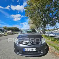 2010 Toyota AURIS