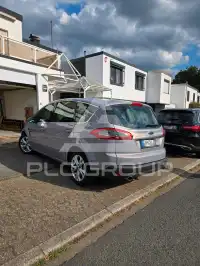 2010 Ford S-Max