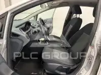 2010 Ford FIESTA