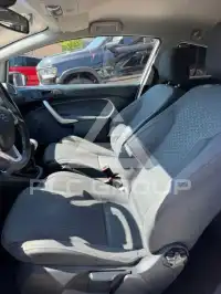 2010 Ford FIESTA