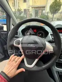 2010 Ford FIESTA