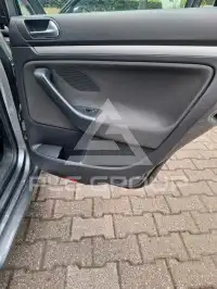 2010 Volkswagen GOLF