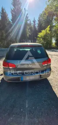 2010 Volkswagen GOLF