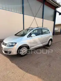 2010 Volkswagen GOLF