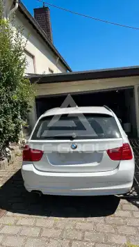 2011 BMW 330