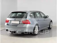 2011 BMW 330