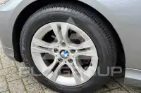 2011 BMW 330