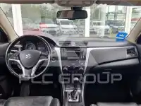 2011 Suzuki KIZASHI