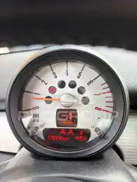 2011 Mini COOPER