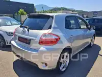 2011 Toyota AURIS