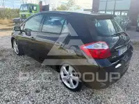 2011 Toyota AURIS
