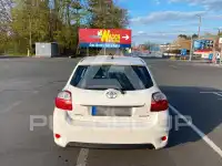 2011 Toyota AURIS