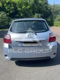 2011 Toyota AURIS