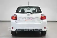 2011 Toyota AURIS