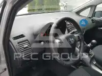 2011 Toyota AURIS