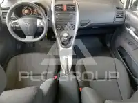 2011 Toyota AURIS