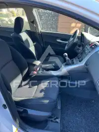 2011 Toyota AURIS