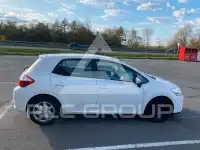 2011 Toyota AURIS