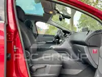 2011 Peugeot 5008