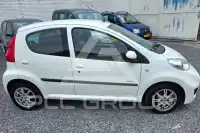 2011 Peugeot 107