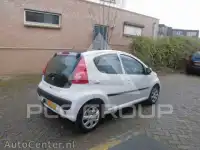2011 Peugeot 107