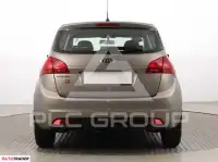 2011 KIA Venga