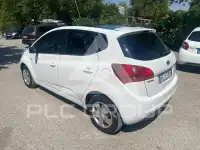 2011 KIA Venga