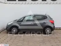 2011 KIA Venga