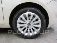 2011 Ford KA