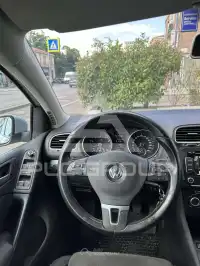 2011 Volkswagen GOLF