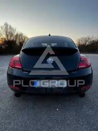 2011 Volkswagen BEETLE