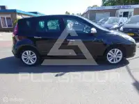 2011 Renault Scenic