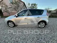 2011 Renault Scenic