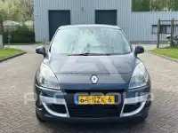 2011 Renault Scenic