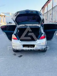 2011 Opel Astra