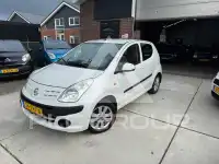 2012 Nissan Pixo