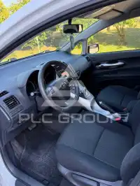 2012 Toyota AURIS