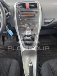 2012 Toyota AURIS