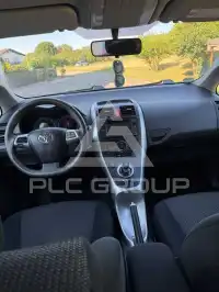 2012 Toyota AURIS